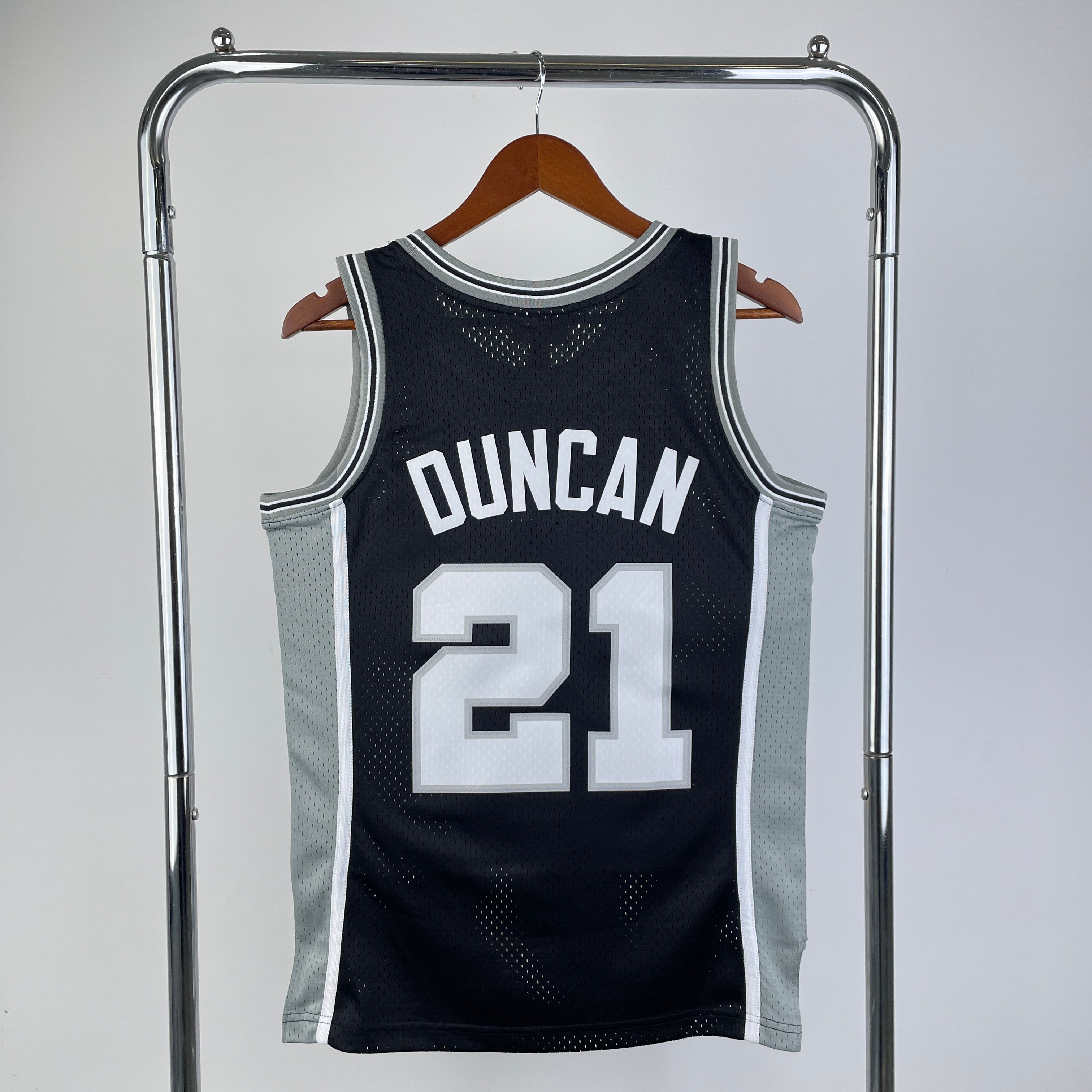 San Antonio Spurs Tim Duncan Mitchell & Ness Jersey E