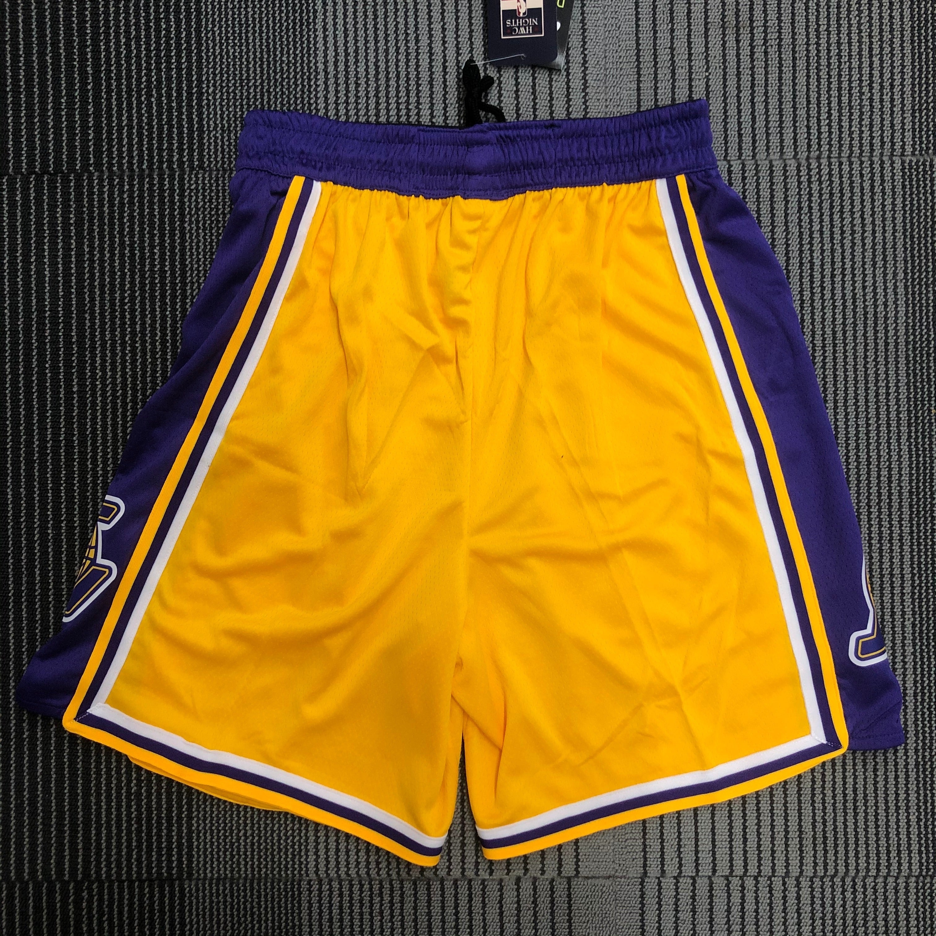 Los Angeles Lakers Short E