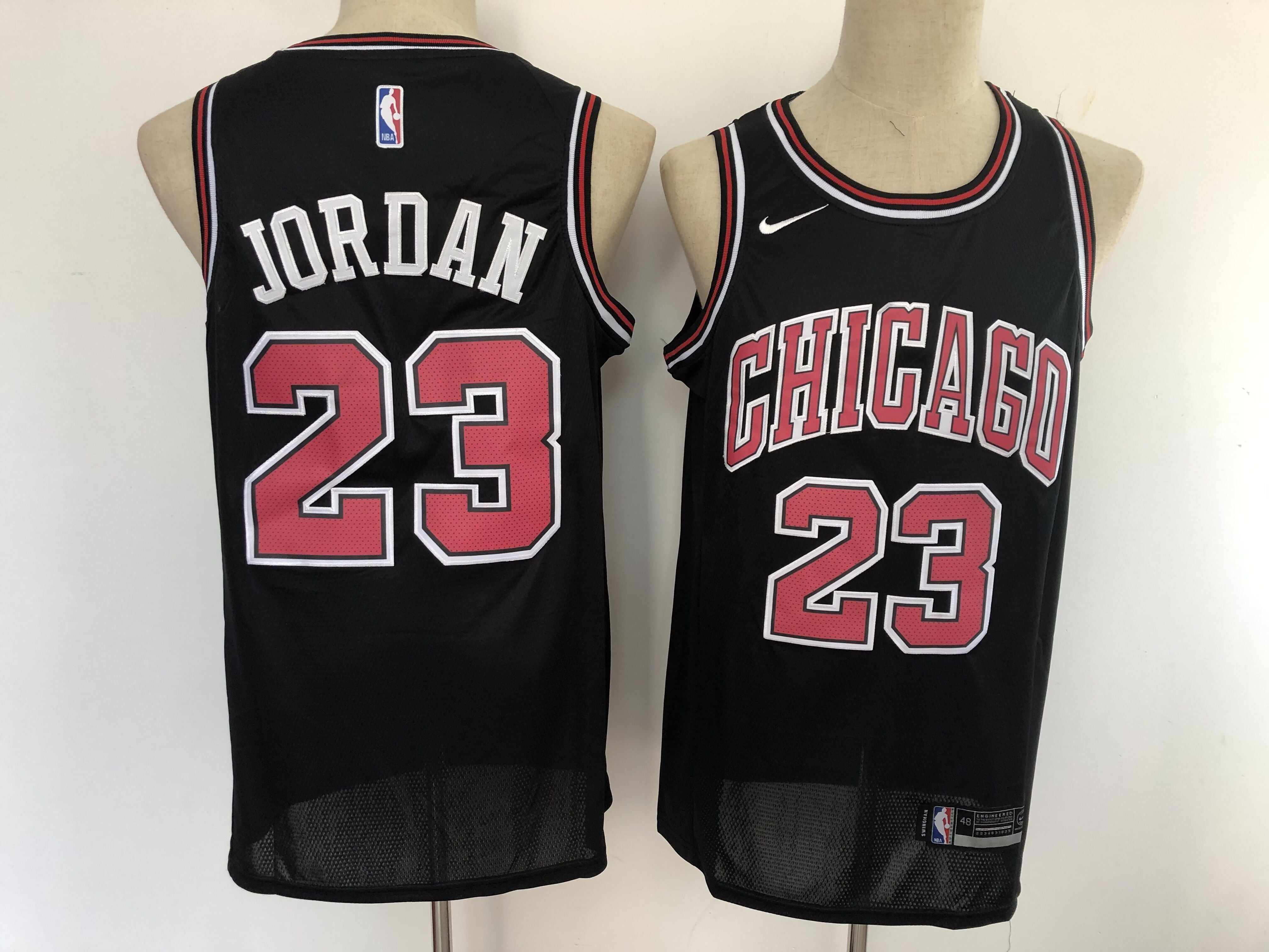 Chicago Bulls Michael Jordan Jersey E